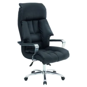 Akus yönetici koltuğu siyah; ekstra dolgulu başlık ve sırt, alüminyum kol dayama, geniş oturum ve parlak krom yıldız ayaklı premium model