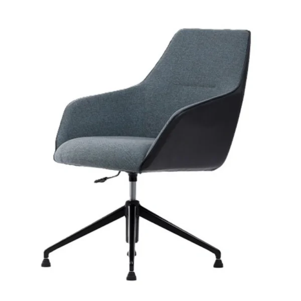 Naro bekleme koltuğu, kavisli hatlar ve kalın minder yapısıyla rahat oturum sağlayan modern modül tasarımı