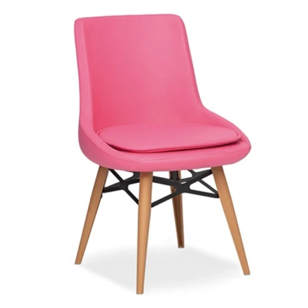 Ö açı: Rubra PLN-473 bekleme koltuğu, temiz dikiş hattı ve akıcı sırt paneliyle minimal bir arka tasarıma sahip. Ahşap ayaklı